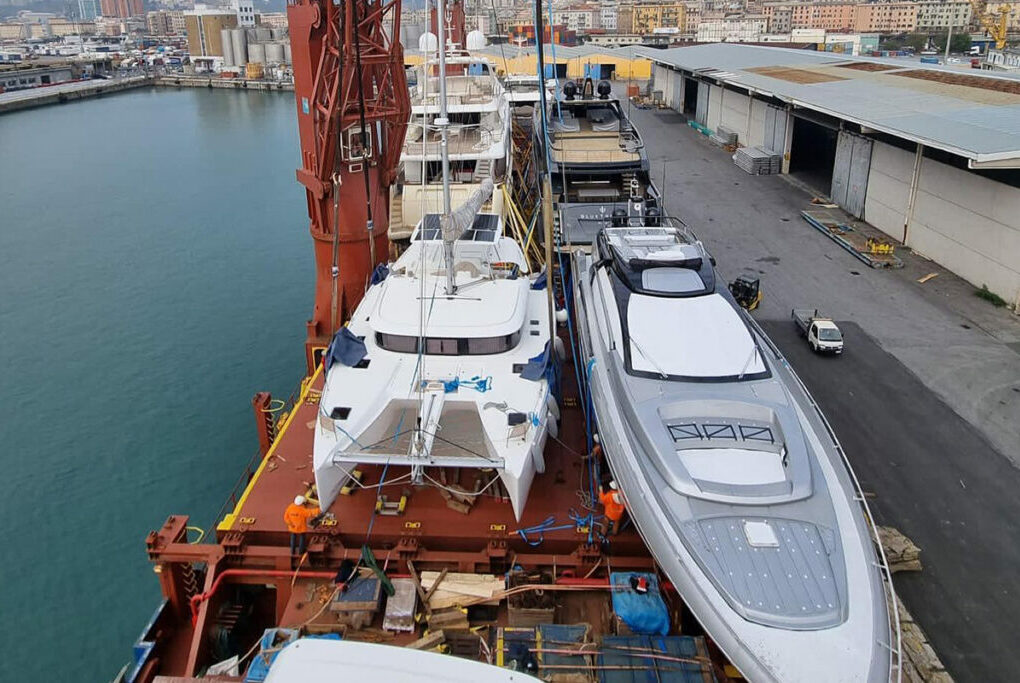 Boat-and-Yacht-Transportation-Companies-1024x683